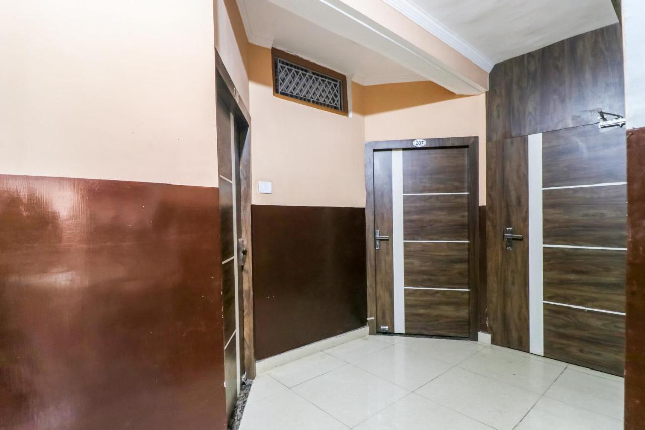 Oyo 6908 Hotel Royal City Azamgarh Exterior photo